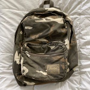 camo herschel backpack